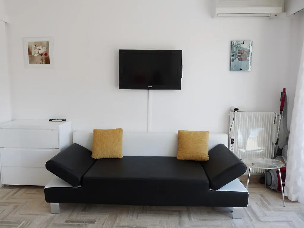 Maubourg Studio Канны Франция