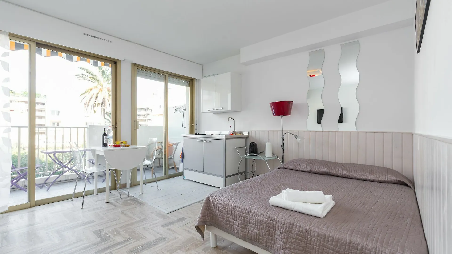 Maubourg Studio Канны 0*,