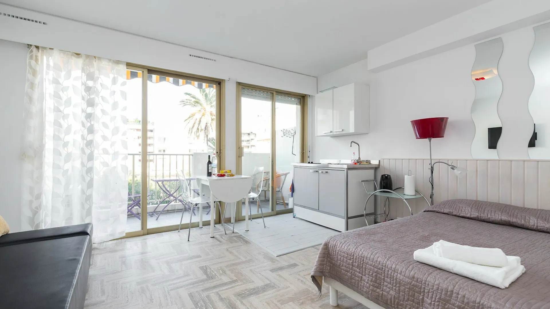 Maubourg Studio Канны